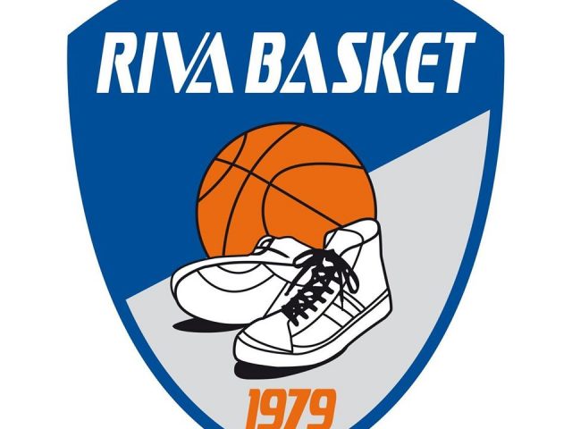 http://www.rivabasket.ch/wp-content/uploads/2020/03/21752589_1608857749164813_1638470420888492248_o-1-640x480.jpg